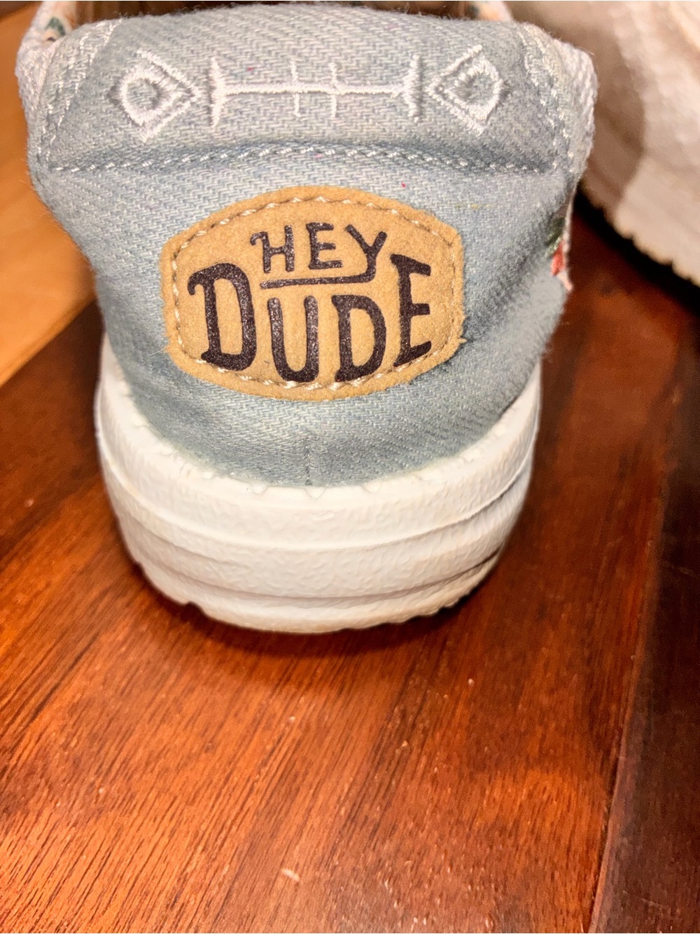 Women’s Hey Dudes - Picture 4 of 4
